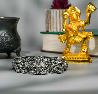 Sankatmochan Hanumanji Kada Bracelet | Silver Plated